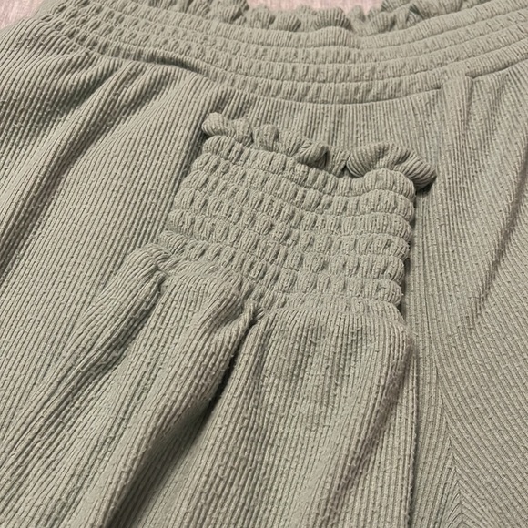 Super Fun and Company 1 State Lounge Set - Picture 10 of 12